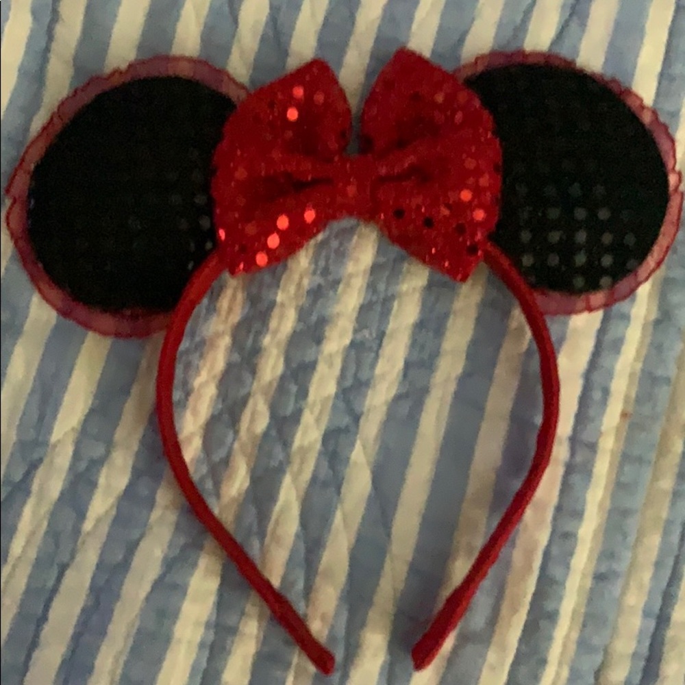 Custom Made Beautiful Minnie Ears